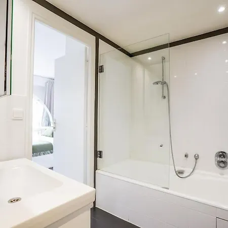 Apartman Eiffel Tower Vicinity Gem *